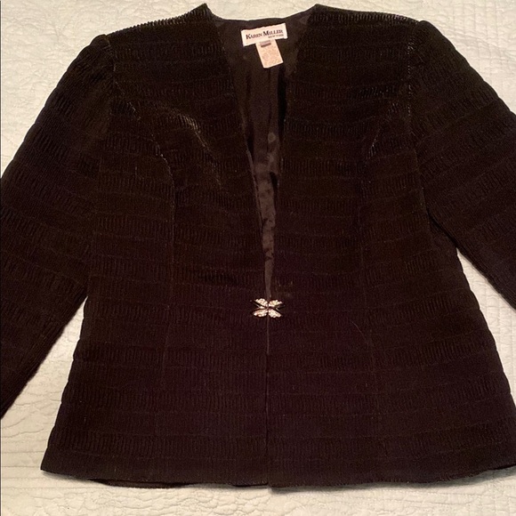 Karen Millen Black Textured Blazer with V-Neckline - Picture 1 of 7